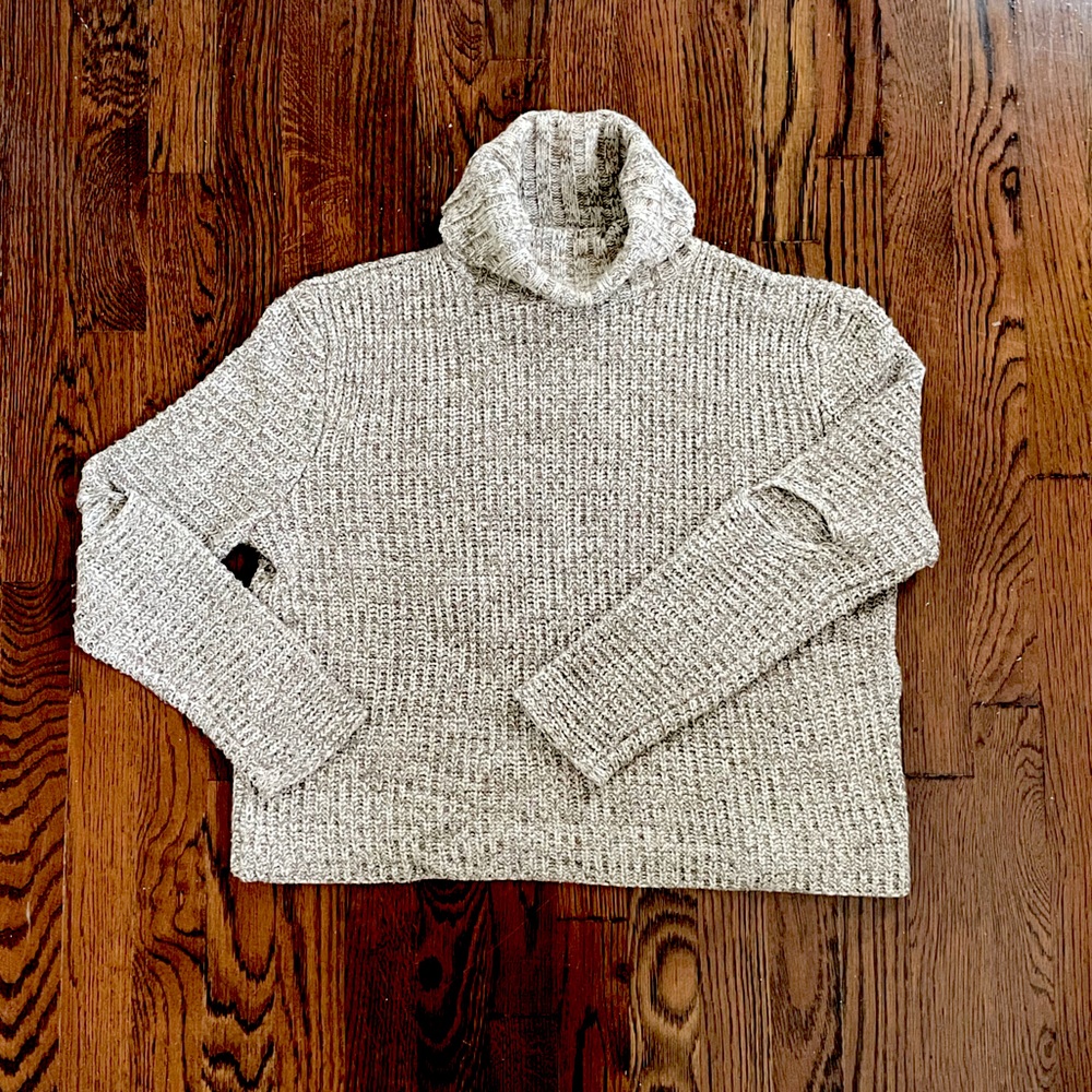 John + Jenn Beige Turtleneck Sweater size S